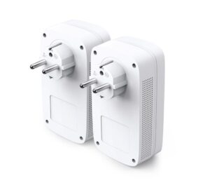 Alternative view of TP-Link AV1200 Gigabit Passthrough Powerline Starter Kit