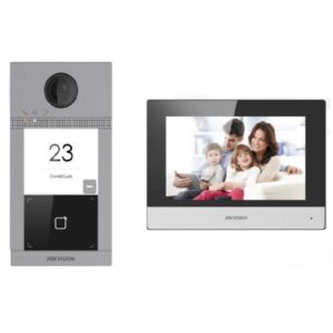 Alternative view of Kit videointercom IP Hikvision DS-KIS604-S(C) pentru o familie (o vila/casa) format din: 1 post de exterior DS-KV8113-WME1 cu un buton de apelare, 1 monitor WiFi de 7" DS-KH6320-WTE1, 1 card TF de 16GB pentru stocarea mesajelor si imaginilor capturate si 1 switch cu 4 porturi PoE