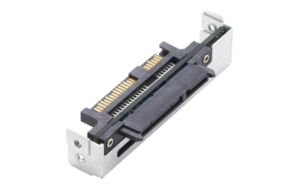 QNAP QDA-SA3. Interfaţă gazdă: SAS, Interfață ieșire: SATA. Culoarea produsului: Negru, Gri. Rată transfer de date (max): 6 Gbit/s. Lățime: 69,9 mm, Adâncime: 21,8 mm, Înălţime: 14,5 mm